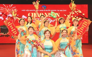 Rộn ràng Xuân quê hương tại Macau, Trung Quốc