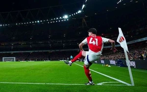 Ngoại hạng Anh đứng trước bước ngoặt lớn khi luật mới có thể khai tử chiêu trò 'câu giờ'