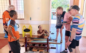 Phát huy giá trị làng nghề Chăm gắn với phát triển du lịch