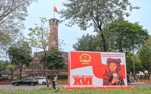 Bầu cử Quốc hội và HĐND: Hà Nội rực rỡ cờ hoa chào mừng “Ngày hội non sông”