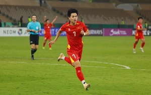 Đình Bắc thụ án cấm thi đấu tại tuyển Việt Nam theo quy định đặc biệt của AFC