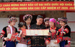 Đồng bào nơi cực Bắc Tổ quốc chuẩn bị cho ngày hội toàn dân