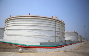 Iran: Một cuộc xung đột kéo dài có thể 'phá hủy' nền kinh tế thế giới