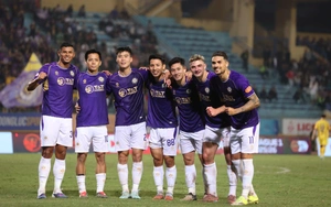 Kết quả V-League: Danh thủ Liverpool giúp Hà Nội FC thắng 2 trận liên tiếp, đứng Top 4 V-League