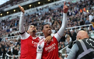 Arsenal đủ sức vô địch cả Champions League, thậm chí 'ăn bốn'