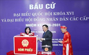 Lãnh đạo Đảng, Nhà nước, MTTQ Việt Nam bỏ phiếu tại các điểm bầu cử ở Hà Nội