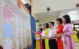 CẬP NHẬT: 16 giờ chiều 15/3, hơn 93% cử tri đã đi bầu cử
