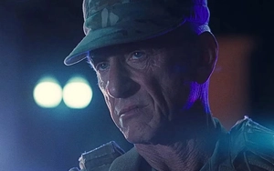 Sean Penn: Nghệ sĩ đa tài giành Oscar thứ ba với "One Battle After Another"