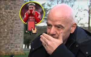 Chủ tịch FIFA đề xuất truất quyền thi đấu cầu thủ che miệng khi tranh cãi trên sân