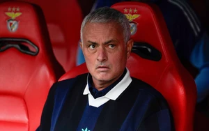 Jose Mourinho bất ngờ 'quay xe' vụ Vinicius, khẳng định sẽ phạt học trò nếu có hành vi phân biệt chủng tộc