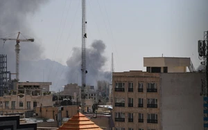 Israel tiếp tục không kích quy mô lớn nhằm Iran và Liban, Hezbollah xác nhận tấn công Israel
