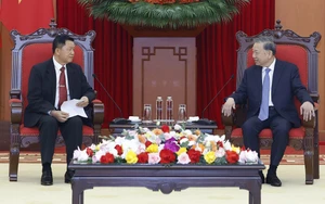 Tổng Bí thư Tô Lâm tiếp Bộ trưởng Bộ Công an Lào