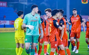 Tin nóng bóng đá Việt hôm nay 22/3: Văn Lâm, Hoàng Đức tập trung đội tuyển Việt Nam; Xuân Son chấn thương không nghiêm trọng