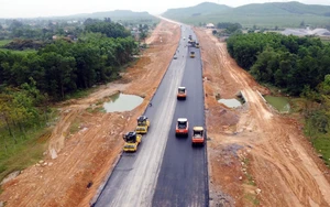 Tăng cường giải pháp quản lý, bình ổn giá vật liệu, tháo gỡ khó khăn cho các công trình giao thông