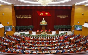 Bế mạc Hội nghị lần thứ hai Ban Chấp hành Trung ương Đảng khoá XIV