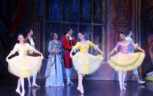 Đêm diễn giàu cảm xúc của ballet kinh điển Nga trên sân khấu Thủ đô