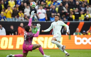 Kết quả bóng đá: Mbappe ghi bàn, ĐT Pháp đá thiếu người vẫn thắng Brazil