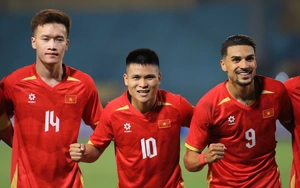 Đội tuyển Việt Nam 'chạy đà' hoàn hảo