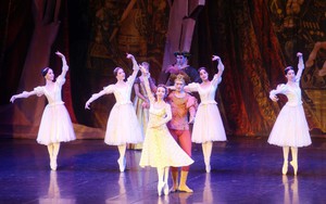 Nghệ sĩ Nga biểu diễn kiệt tác ballet kinh điển “Romeo & Juliet”