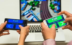 Đừng để internet, trò chơi điện tử đánh cắp tuổi thơ của trẻ