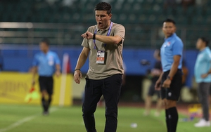 'Bão thay tướng' càn quét V-League 