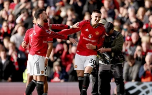 Newcastle - MU: Hai thế giới đối lập ở St James Park