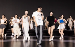 Biên đạo Khoa Nguyễn – người đứng sau màn đồng diễn tại Miss World Vietnam 2025