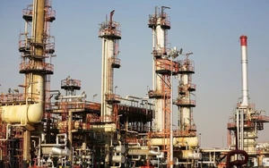 Xung đột tại Trung Đông: Hệ lụy đối với chuỗi cung ứng, lạm phát và triển vọng tăng trưởng toàn cầu