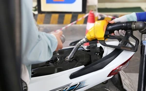 Giá xăng, dầu đồng loạt tăng mạnh từ 15h hôm nay 5/3