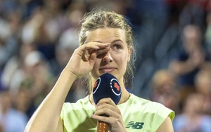 Nữ thần quần vợt mất hợp đồng triệu USD vì cạo đầu, tìm thấy niềm vui nhờ pickleball