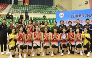 Tin nóng thể thao tối 6/3: Đội bóng chuyền nữ Việt Nam tiếp tục ‘nổ bom tấn’ ngay trước thềm giải đấu quan trọng