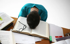 Đề xuất giám sát nguy cơ rối loạn tâm thần: Tiếp cận mới nhưng cần triển khai thận trọng