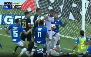 Độc lạ bóng đá Brazil: Hỗn chiến kinh hoàng ở derby, trọng tài rút ra... 23 thẻ đỏ