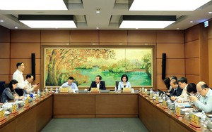 Kỳ họp thứ Nhất, Quốc hội khóa XVI: Thảo luận về mức thuế đối với xăng, dầu, nhiên liệu bay