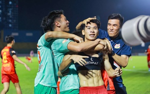 Cầu thủ 20 tuổi mang niềm vui đến cho HLV Vũ Tiến Thành