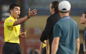 V-League và vấn đề từ những tấm thẻ đỏ