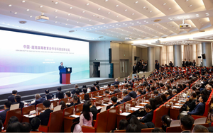 Tổng Bí thư, Chủ tịch nước thăm và phát biểu chính sách tại Đại học Thanh Hoa, Trung Quốc