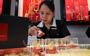 Giá vàng hôm nay 14/4 tăng 1,5 triệu đồng/lượng