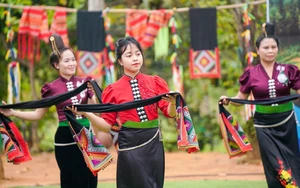 Rộn ràng các hoạt động giao lưu tại Làng Văn hóa - Du lịch các dân tộc Việt Nam