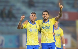 Đỗ Hoàng Hên bùng nổ với cú đúp, giúp đội nhà ngược dòng thắng lợi