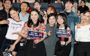 “Đại tiệc trăng máu 8” có cảnh mở đầu "hay hơn" phim gốc Nhật Bản