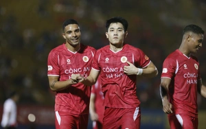 Tin nóng bóng đá Việt hôm nay 20/4: Đình Bắc tiết lộ lý do giúp CAHN thăng hoa; HLV Mai Xuân Hợp tiếc khi chỉ hòa SLNA