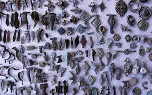 Pháp đau đầu ứng phó với nạn đào trộm và buôn bán cổ vật