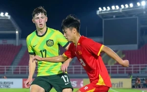 Báo Đông Nam Á khen ngợi màn ngược dòng của U17 Việt Nam trước Australia, ấn tượng với pha dàn xếp đá phạt