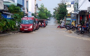 Dự báo thời tiết ngày 24/4: Trung Bộ mưa to diện rộng