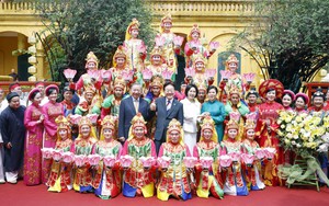 Tổng Bí thư, Chủ tịch nước Tô Lâm và Phu nhân chủ trì Chương trình hữu nghị đặc biệt tại Hoàng Thành Thăng Long