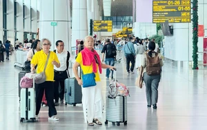 Sân bay Tân Sơn Nhất phục vụ 750 chuyến bay mỗi ngày dịp Giỗ Tổ, 30/4 và 1/5