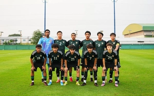 Tin nóng thể thao sáng 25/4: Đối thủ của U17 Việt Nam hòa Thái Lan trong ngày thầy trò HLV Roland vô địch