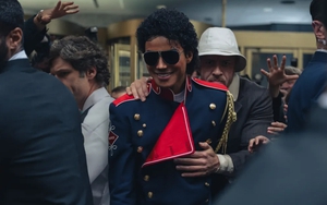 Phim tiểu sử Michael Jackson bùng nổ phòng vé toàn cầu bất chấp tranh cãi