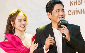 Thanh Thúy mang tạo hình cổ trang đi cinetour, trò chuyện với từng khán giả